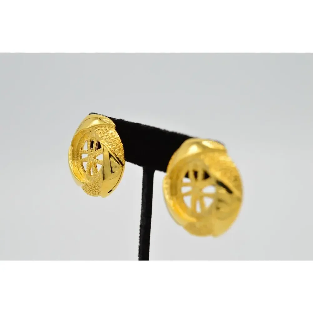 Vintage Chunky Earrings Brushed Gold Tone Nautical Round Wheel NOS 1980s 9L